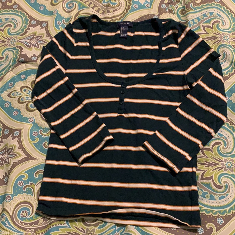 Forever 21 size small striped top 3/4 sleeves